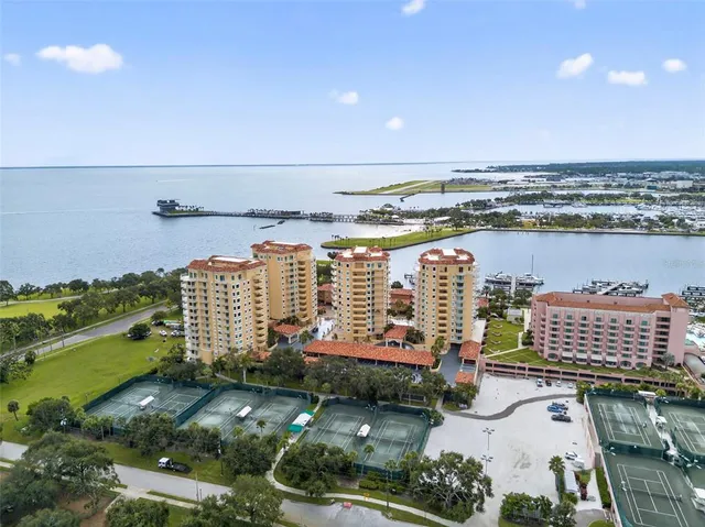 $1,900,000 | 555 5th Avenue Northeast, Unit 332, St. Petersburg, FL 33701