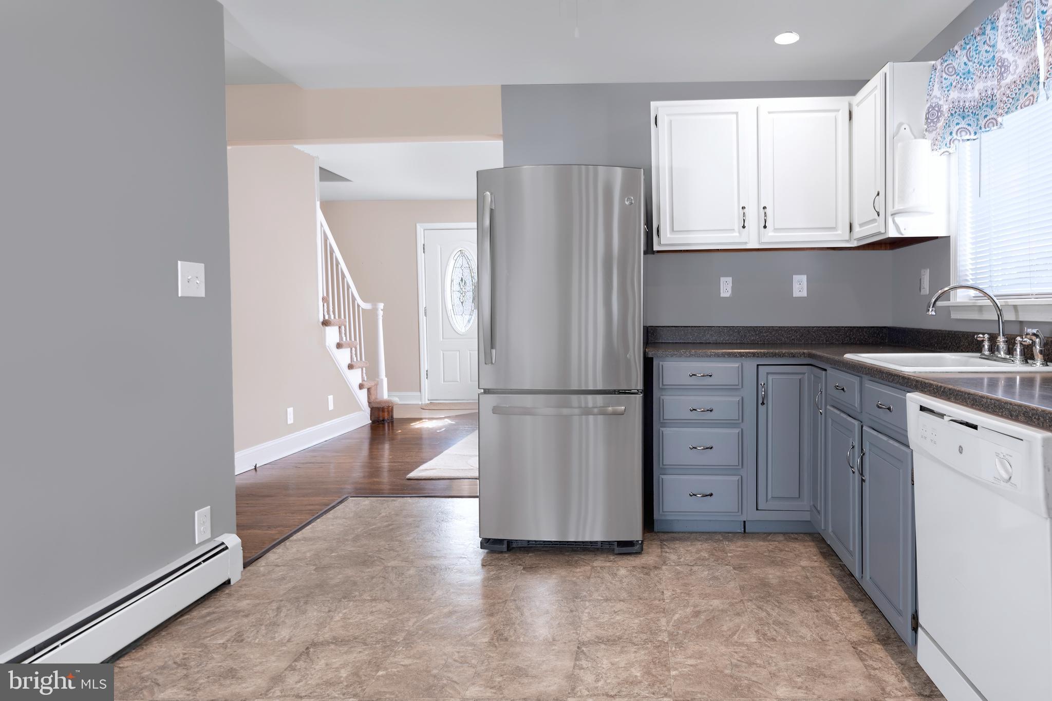 3236 Nottingham Way Hamilton, NJ 08619 - Photo 8 of 24 Gallery Image 8