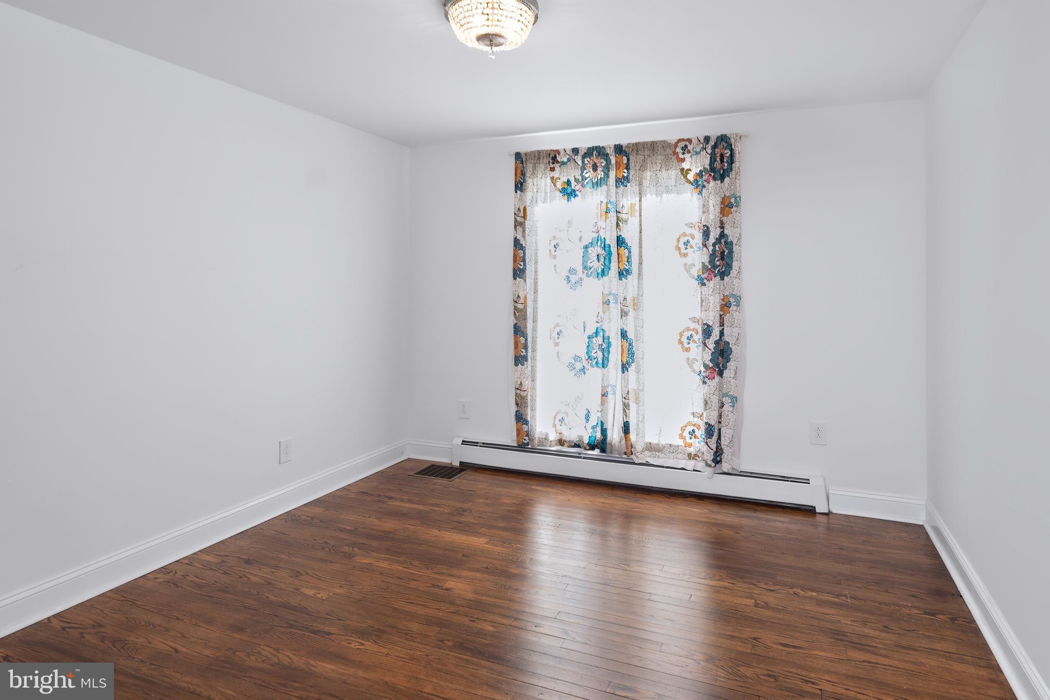 3236 Nottingham Way Hamilton, NJ 08619 - Photo 9 of 24 Gallery Image 9