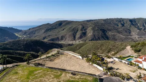 $5,700,000 | 5 Vista Court, Laguna Niguel, CA 92677