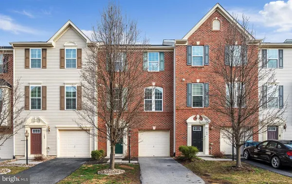 $2,350 | 106 Argyle Court, Stephenson, VA 22656