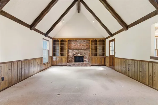 $400,000 | 10555 Gillette Street, Lenexa, KS 66215