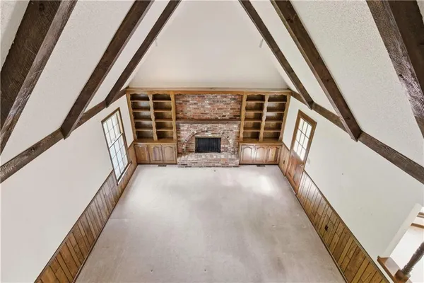 $400,000 | 10555 Gillette Street, Lenexa, KS 66215