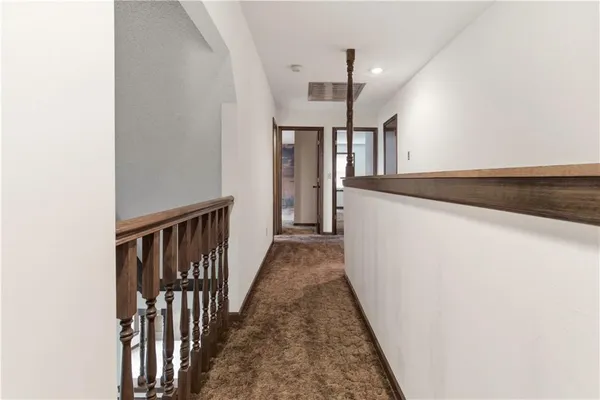$400,000 | 10555 Gillette Street, Lenexa, KS 66215