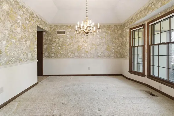 $400,000 | 10555 Gillette Street, Lenexa, KS 66215