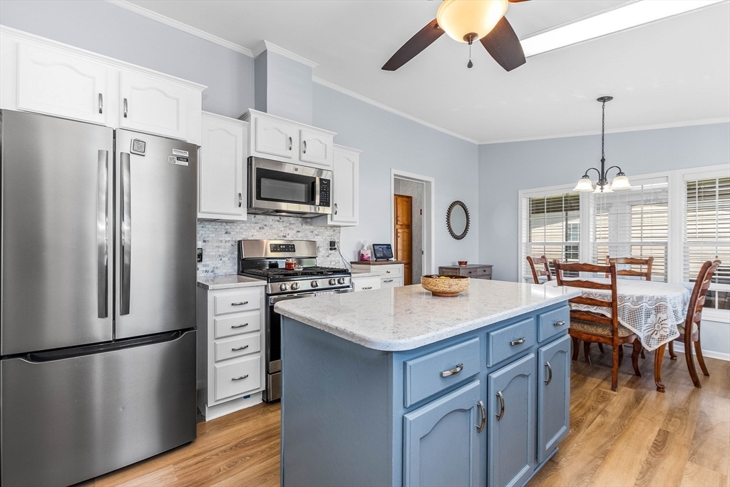 54 George's Loop Raynham, MA 02767 - Photo 7 of 38