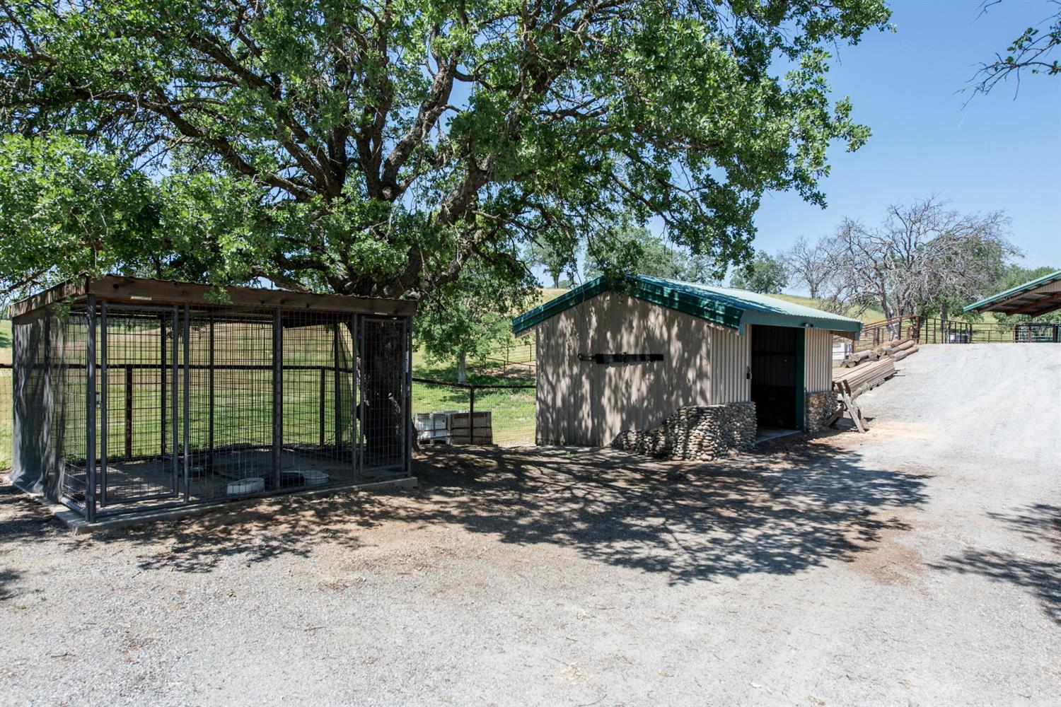 11990 Millerton Road Clovis, CA 93619 - Photo 15 of 62 Gallery Image 15