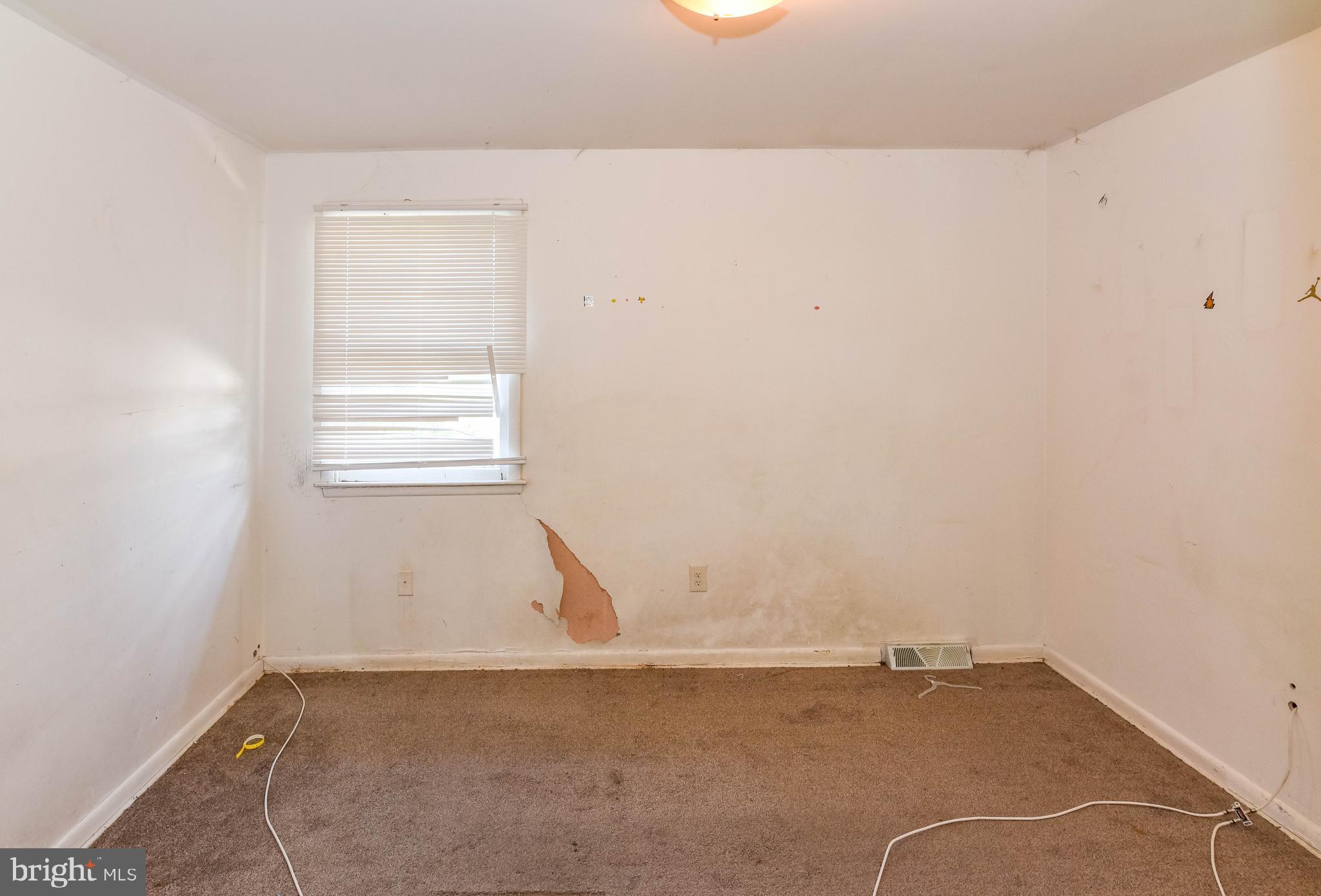 4510 Old Court Road Baltimore, MD 21208 - Photo 18 of 49