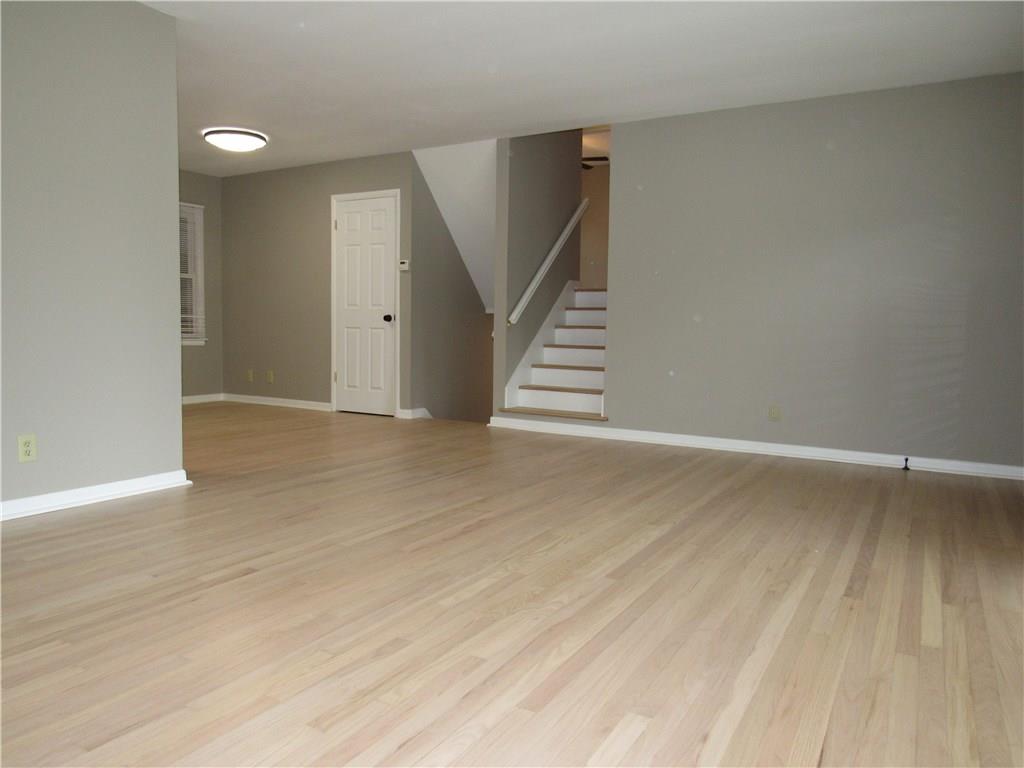 3051 Taylor Road Columbus, IN 47203 - Photo 5 of 27 Gallery Image 5