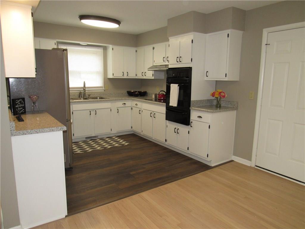 3051 Taylor Road Columbus, IN 47203 - Photo 7 of 27 Gallery Image 7