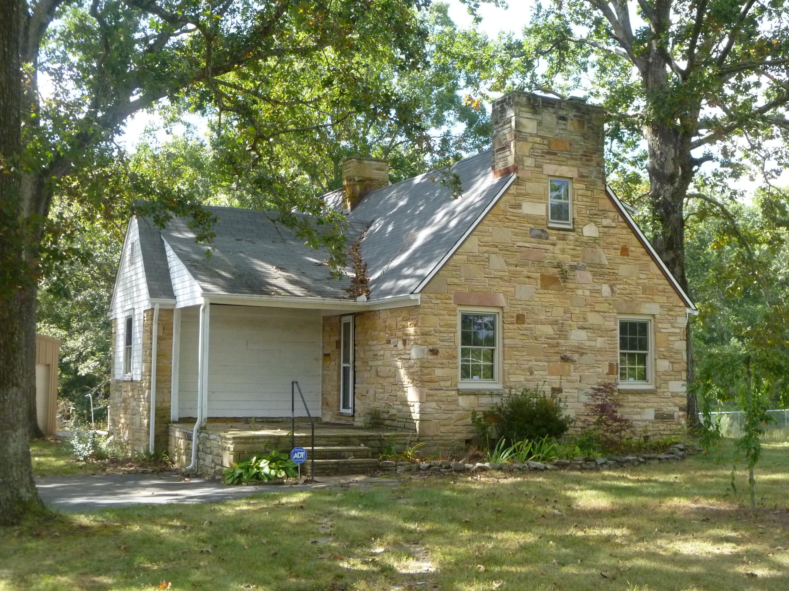 464 Pigeon Ridge Road Crossville, TN 38555 - Photo 2 of 25 Additional Front View