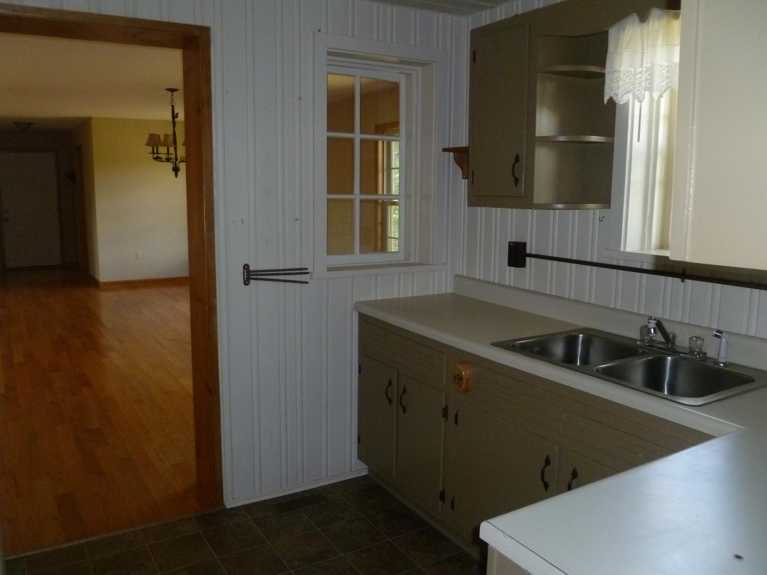 464 Pigeon Ridge Road Crossville, TN 38555 - Photo 13 of 25 Kitchen