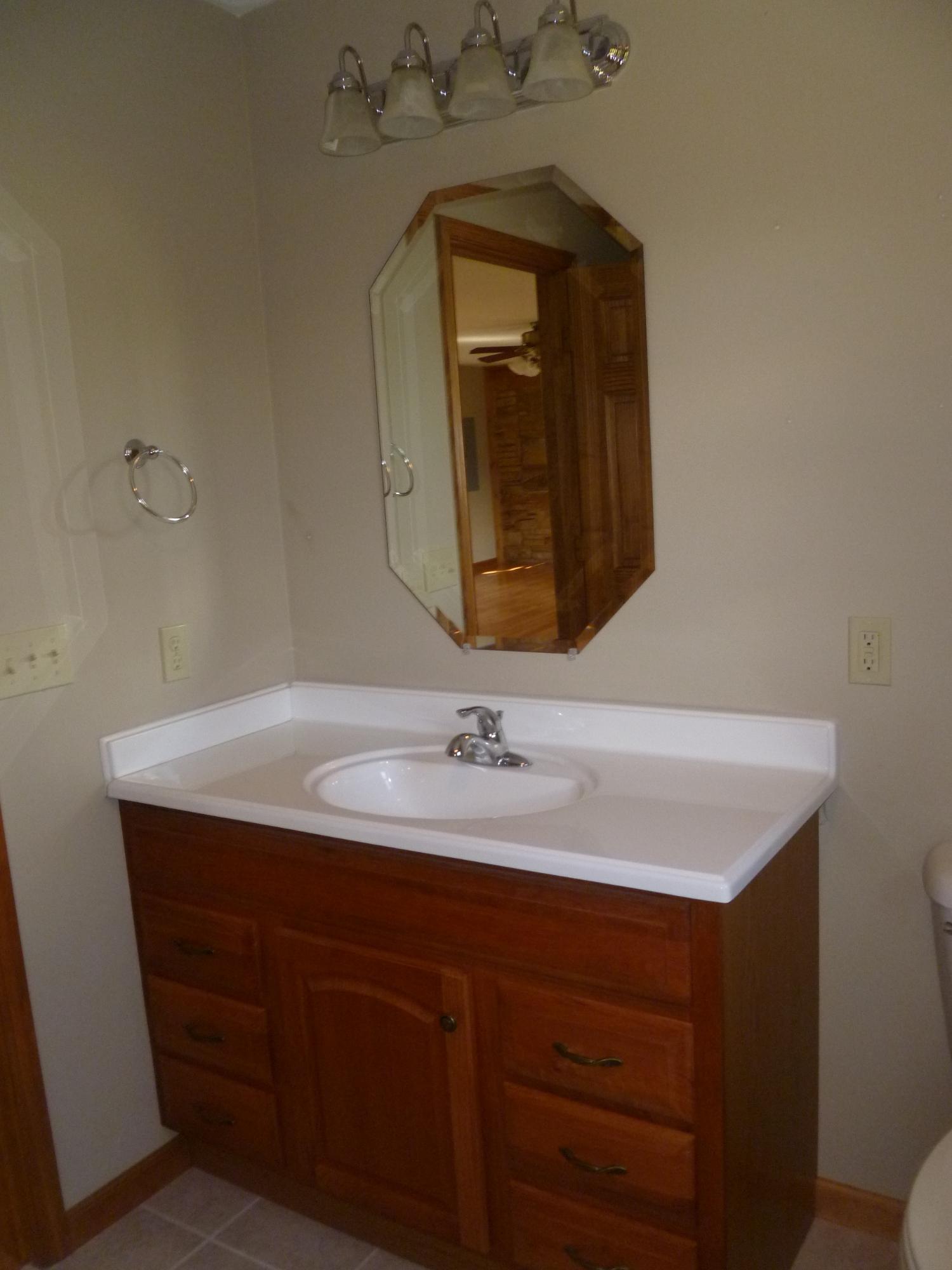 464 Pigeon Ridge Road Crossville, TN 38555 - Photo 19 of 25 Bath 2 Vanity