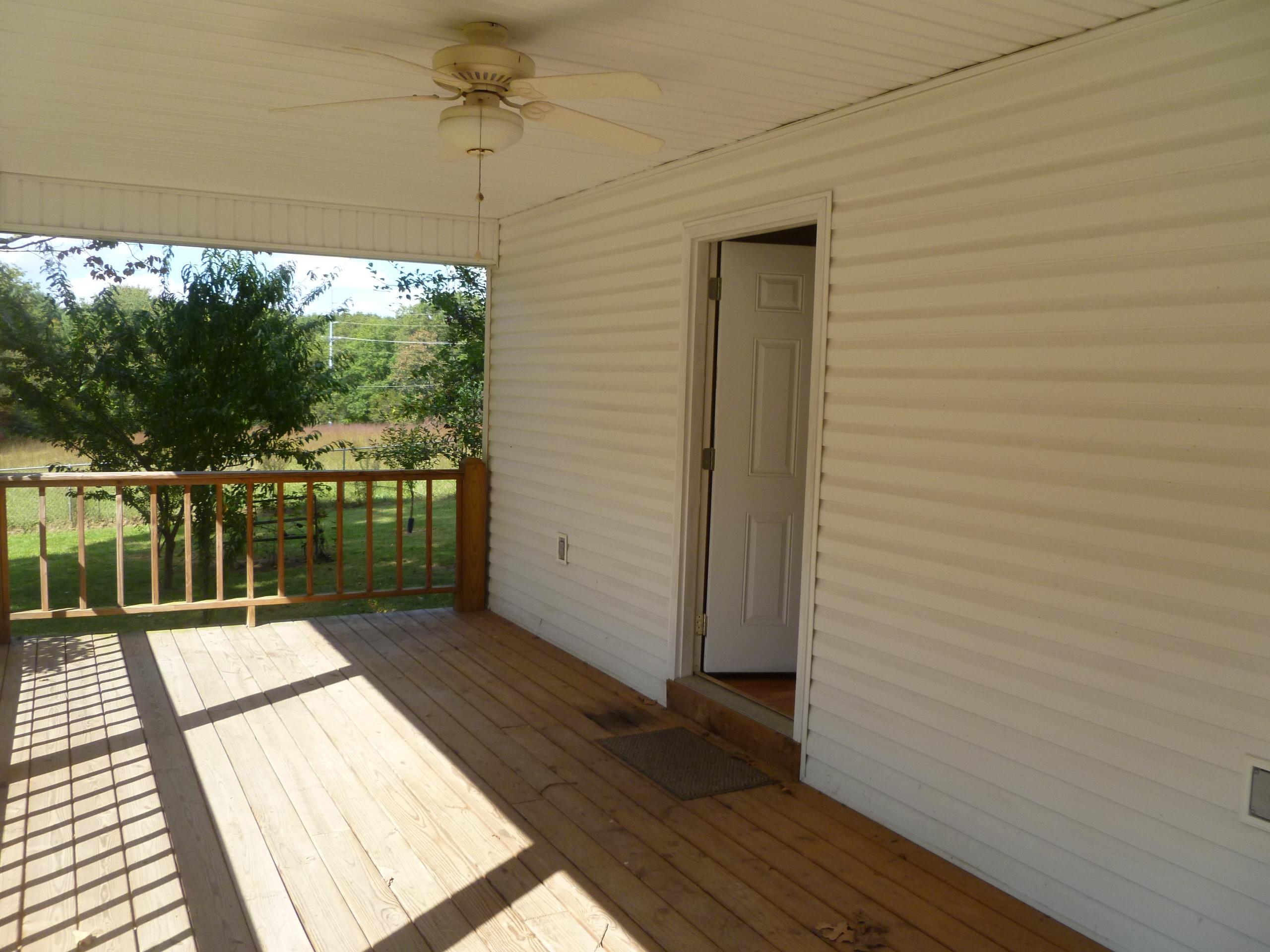 464 Pigeon Ridge Road Crossville, TN 38555 - Photo 20 of 25 Large Back Deck