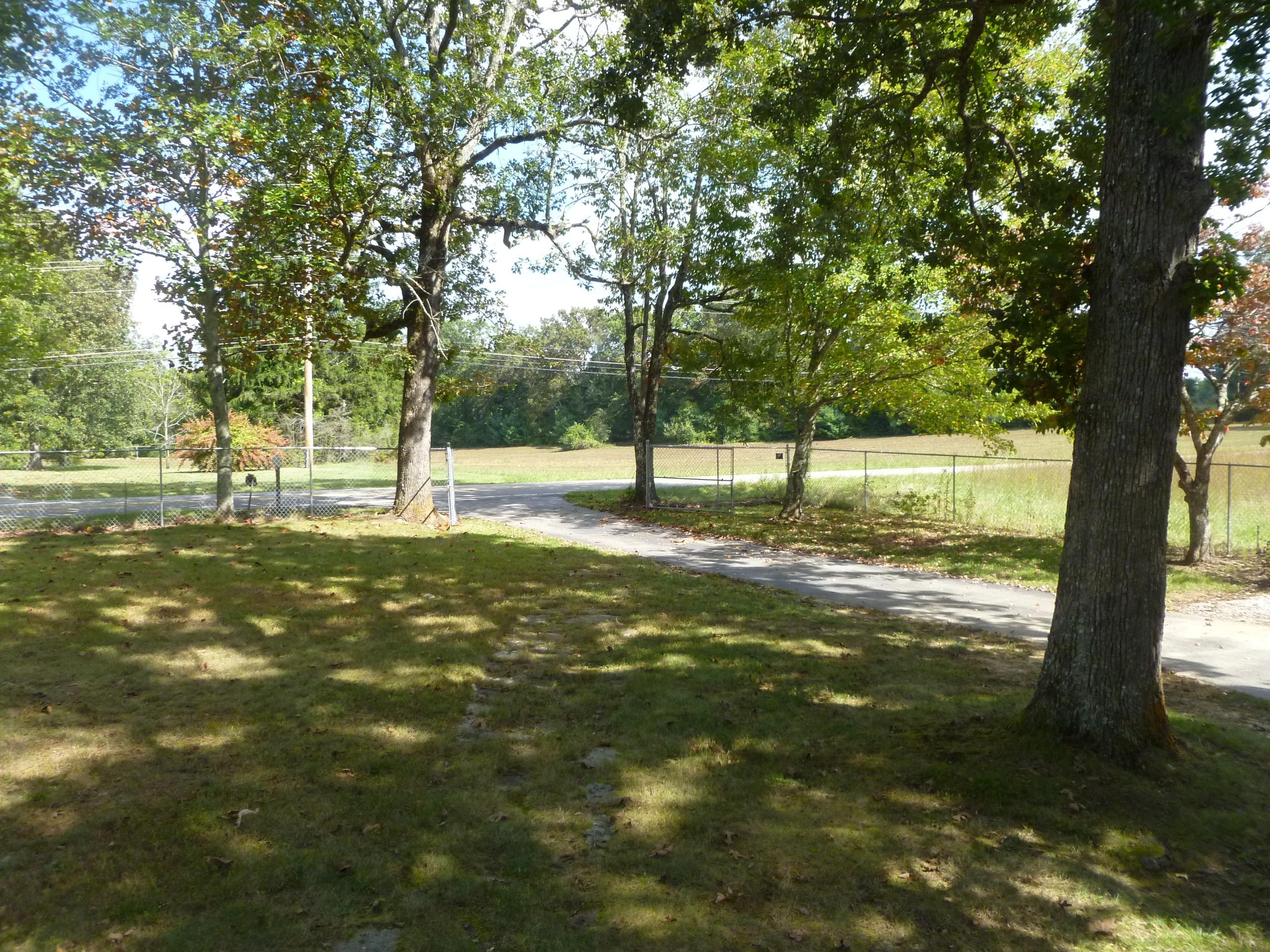 464 Pigeon Ridge Road Crossville, TN 38555 - Photo 25 of 25 Driveway