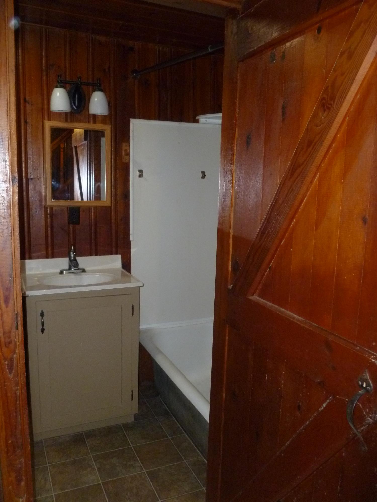 464 Pigeon Ridge Road Crossville, TN 38555 - Photo 7 of 25 Bath 1