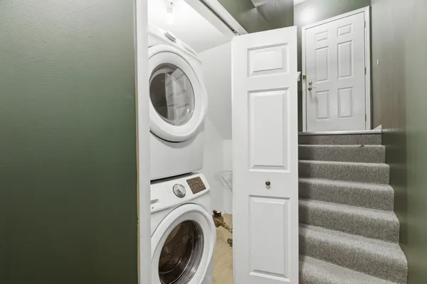 $235,000 | 140 Saber Way, Unit 7, Lake Orion, MI 48362