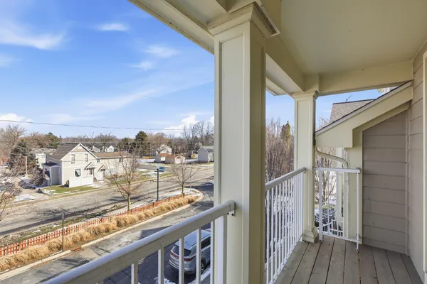 $235,000 | 140 Saber Way, Unit 7, Lake Orion, MI 48362