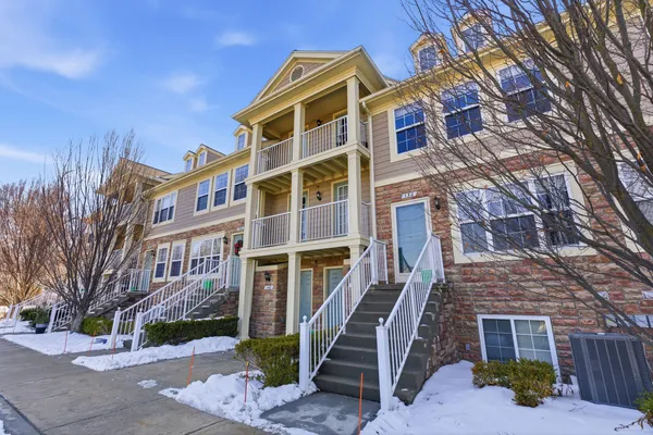 $239,900 | 140 Saber Way, Unit 7, Lake Orion, MI 48362