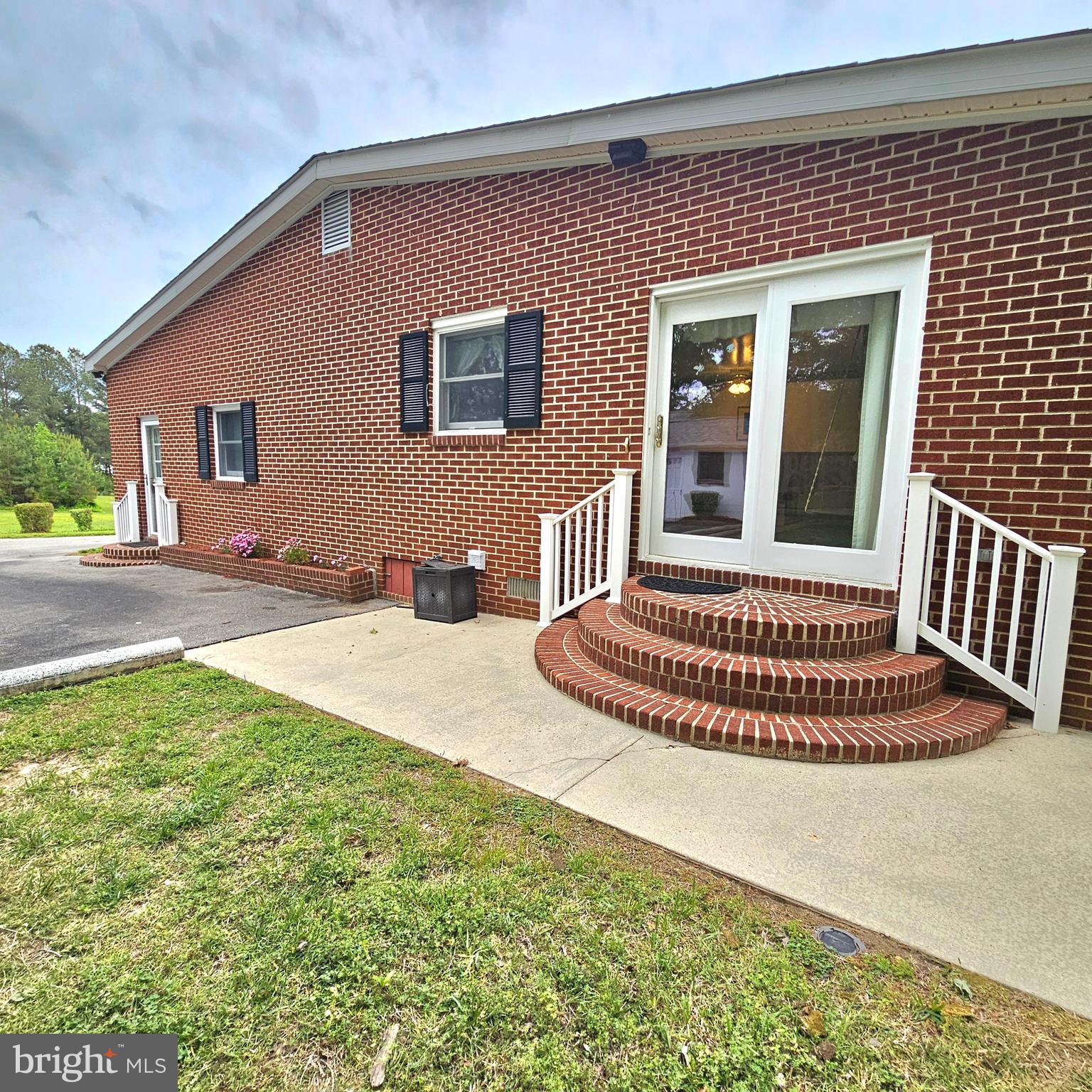 20098 Piney Point Road Callaway, MD 20620 - Photo 53 of 67 a front view of a house with a porch