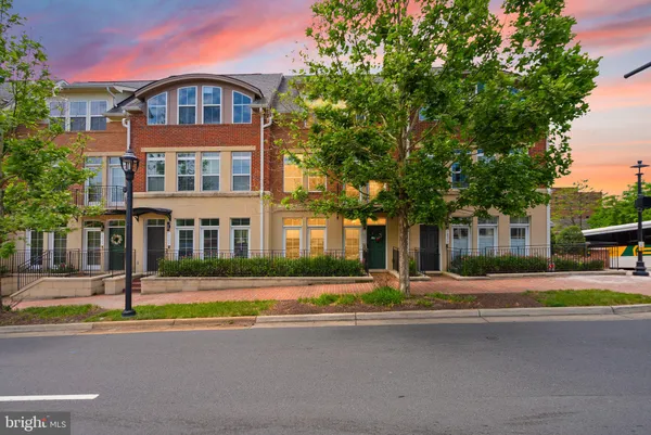 $965,000 | 10353 Main Street, Fairfax, VA 22030