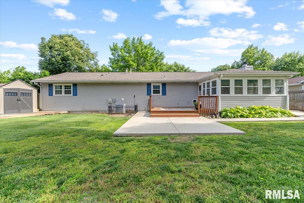 2605 Cardifs Avenue Springfield, IL 62704 - Photo 35 of 37