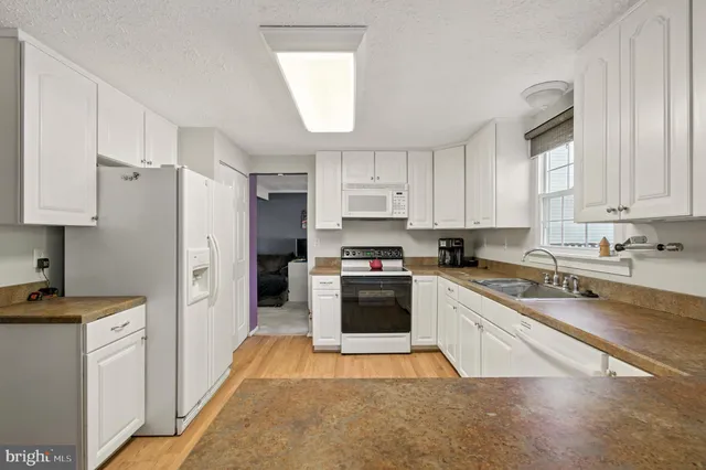 $535,000 | 18321 Swan Stream Drive, Gaithersburg, MD 20877