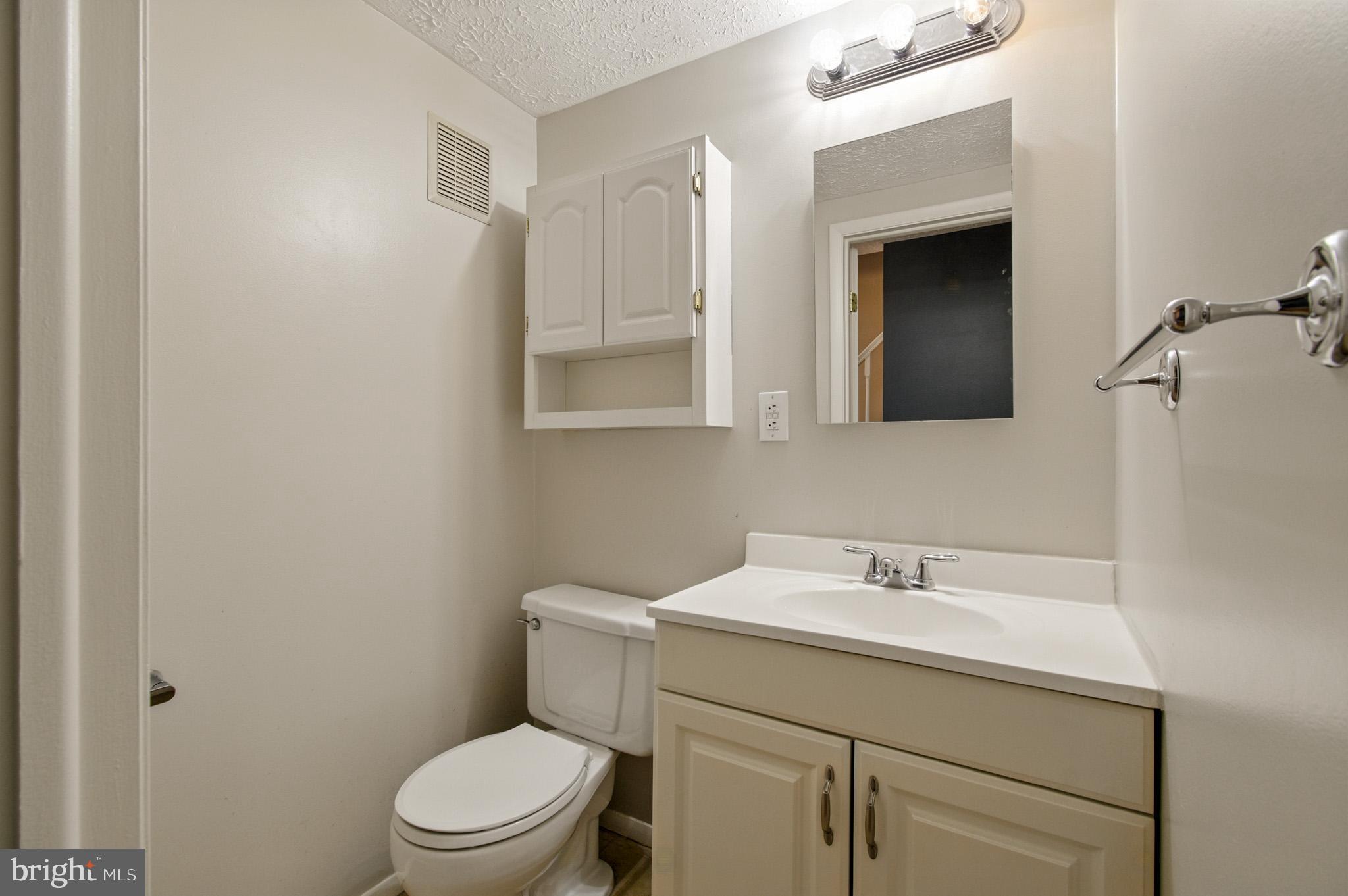 18321 Swan Stream Drive Gaithersburg, MD 20877 - Photo 23 of 53