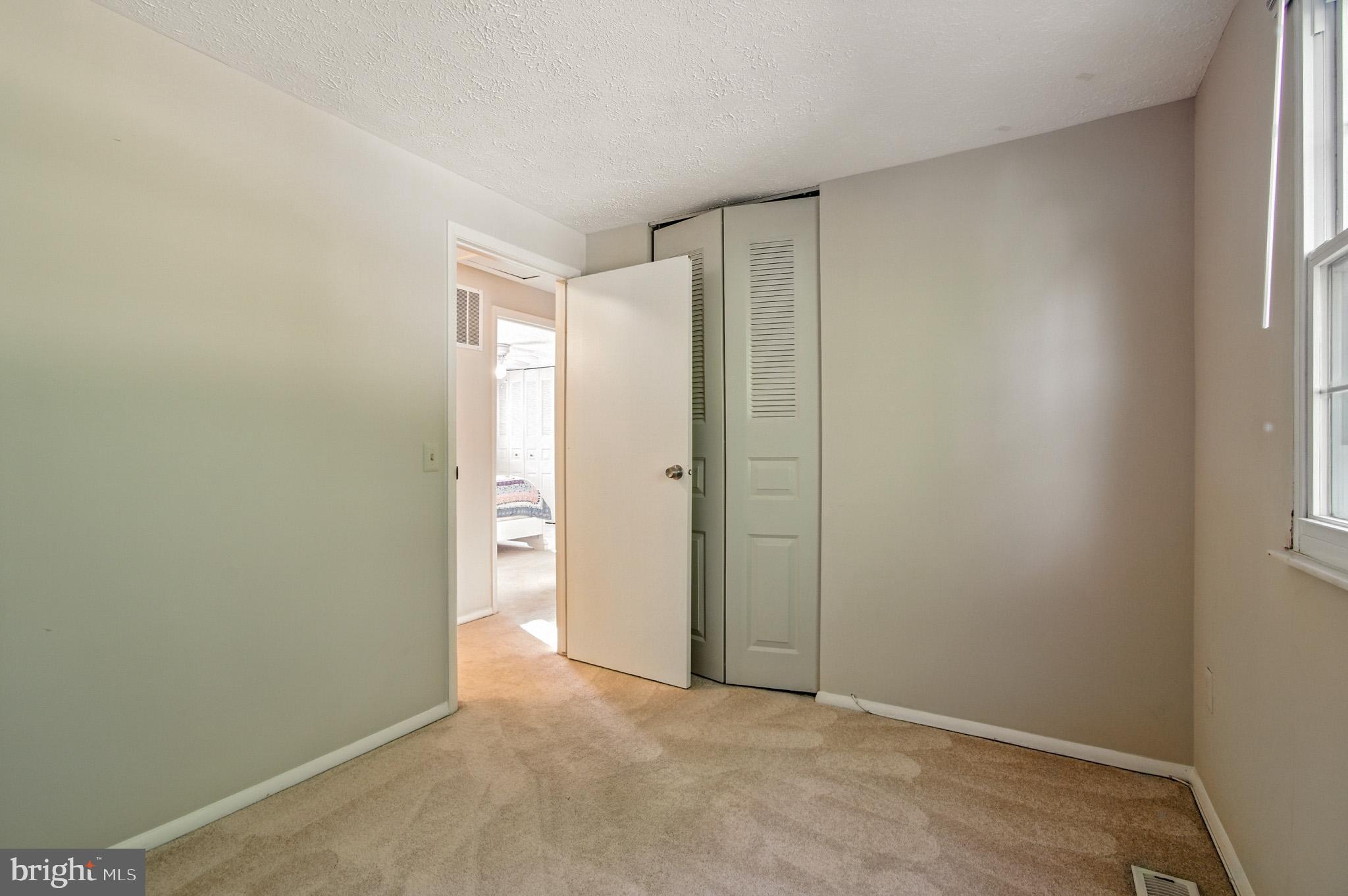 18321 Swan Stream Drive Gaithersburg, MD 20877 - Photo 32 of 53