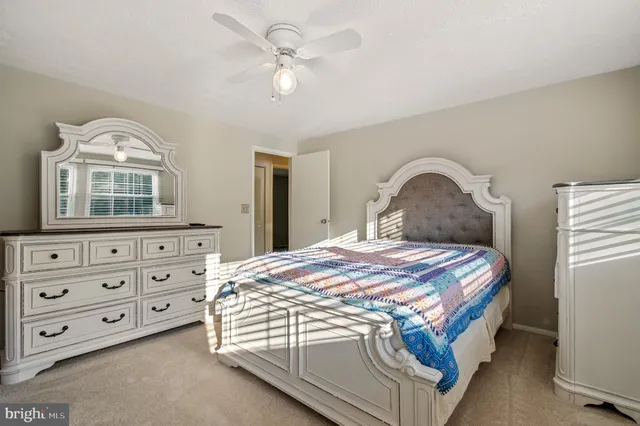 $535,000 | 18321 Swan Stream Drive, Gaithersburg, MD 20877