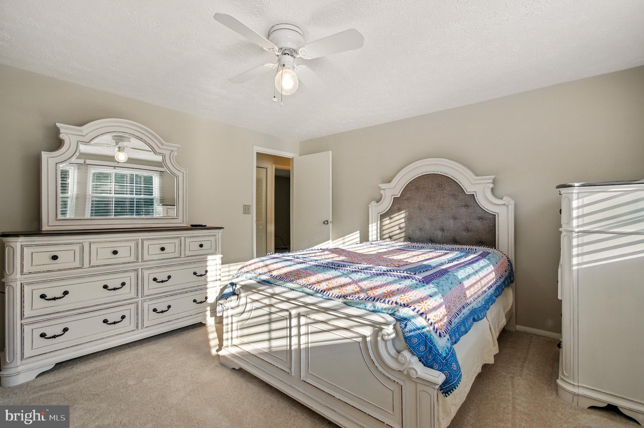 18321 Swan Stream Drive Gaithersburg, MD 20877 - Photo 34 of 53