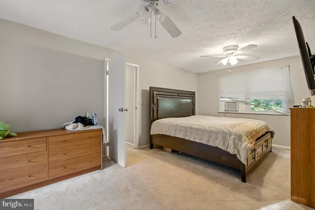 $535,000 | 18321 Swan Stream Drive, Gaithersburg, MD 20877