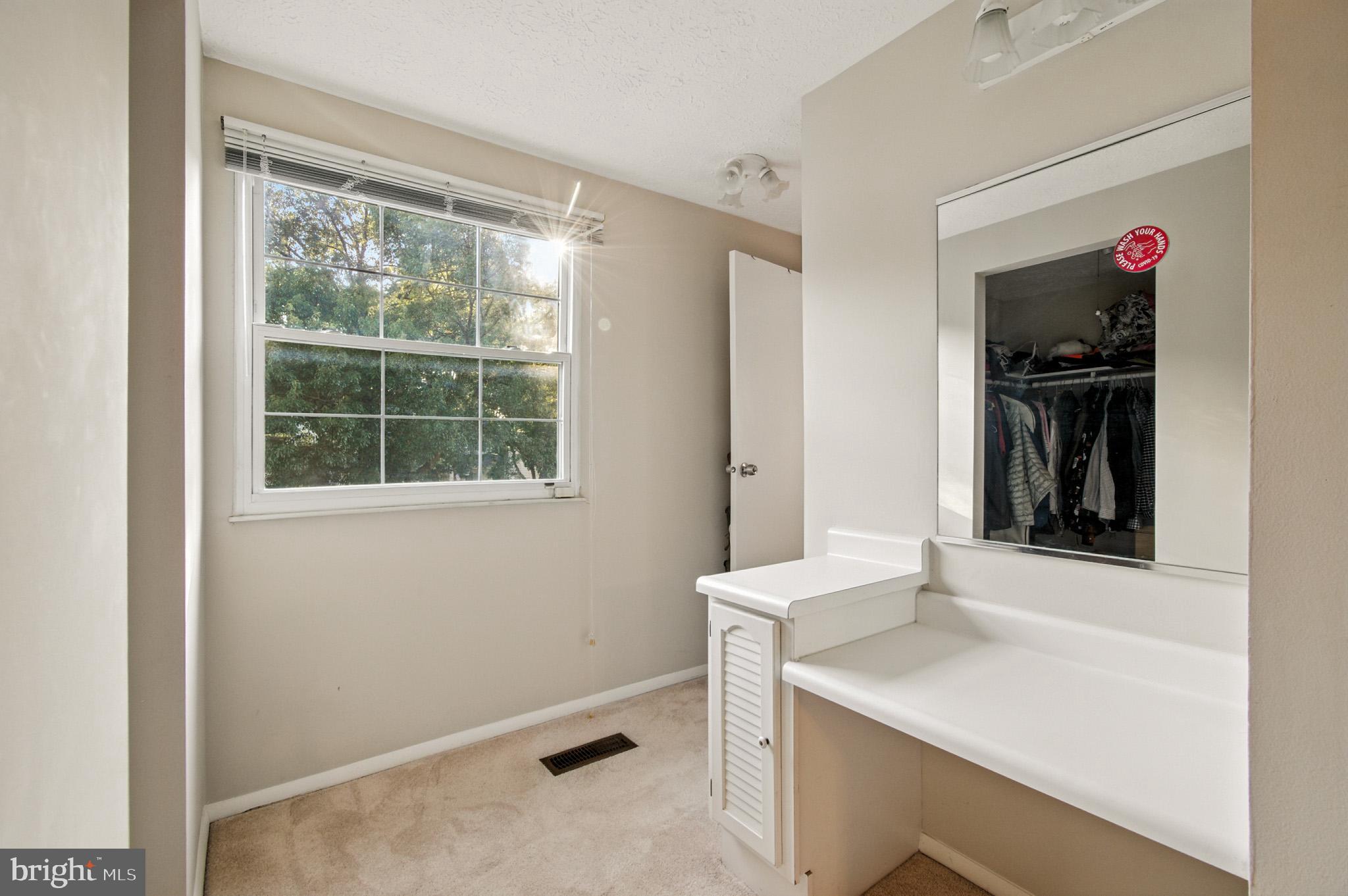 18321 Swan Stream Drive Gaithersburg, MD 20877 - Photo 42 of 53