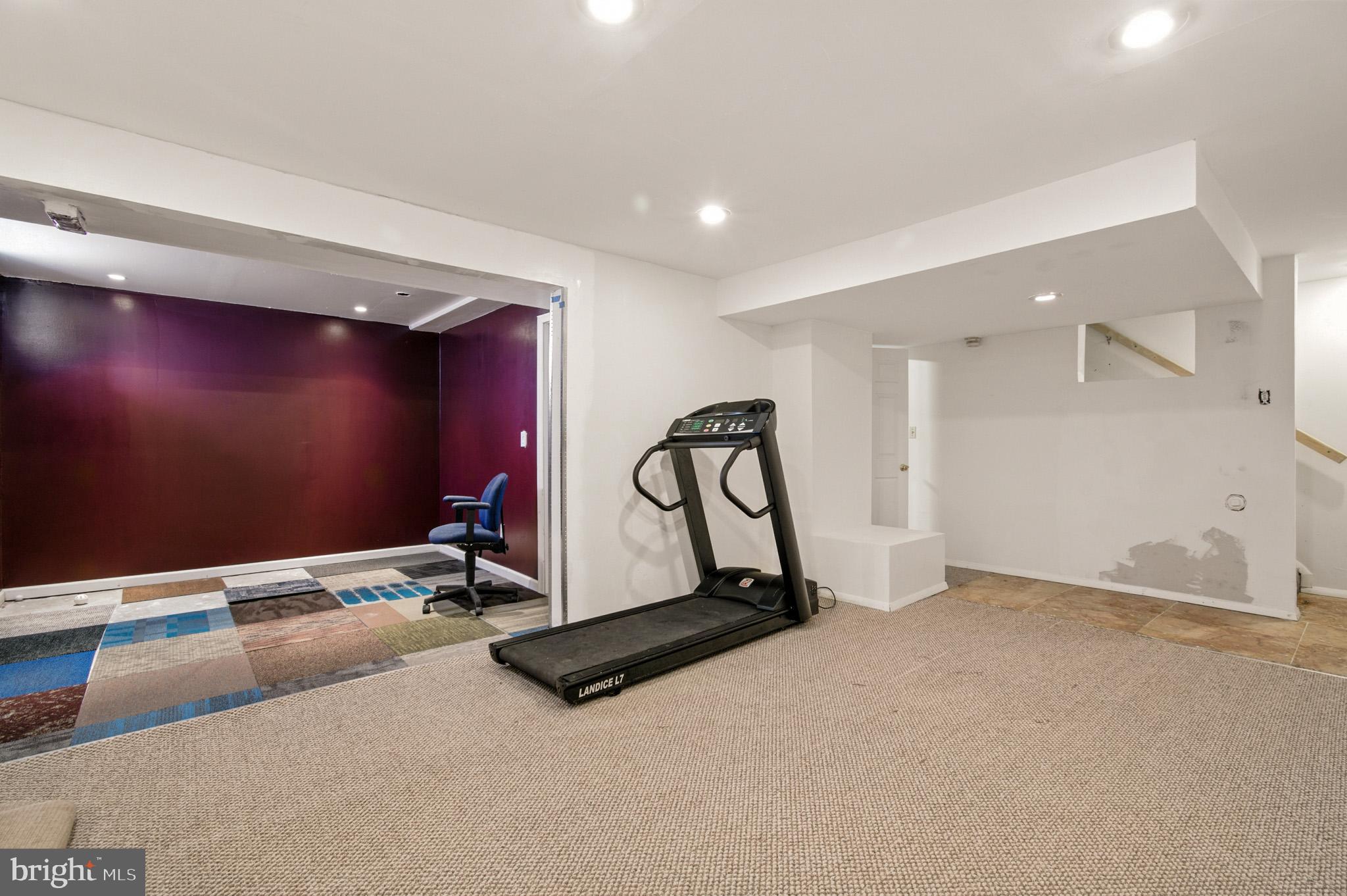 18321 Swan Stream Drive Gaithersburg, MD 20877 - Photo 47 of 53