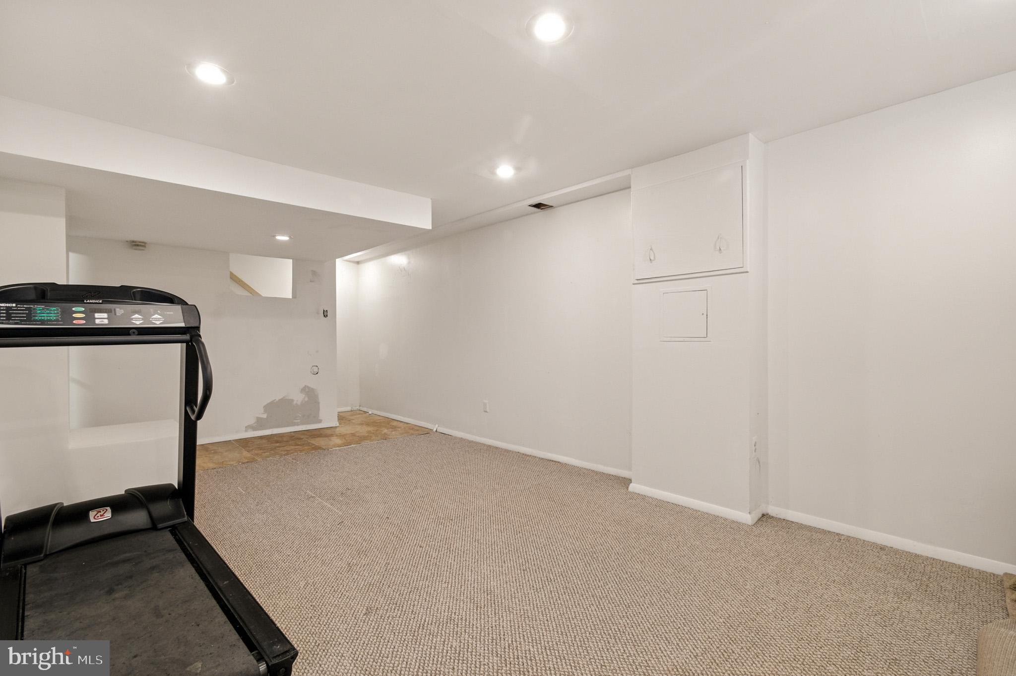 18321 Swan Stream Drive Gaithersburg, MD 20877 - Photo 51 of 53