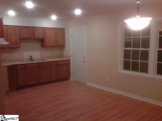 $1,550 | 378 Vanderbilt Road, Spartanburg, SC 29301