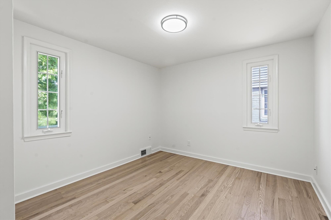1650 Graefield Road Birmingham, MI 48009 - Photo 14 of 27