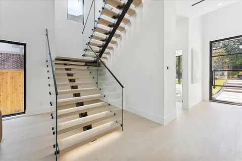 $2,195,000 | 7111 Coronado Avenue, Dallas, TX 75214