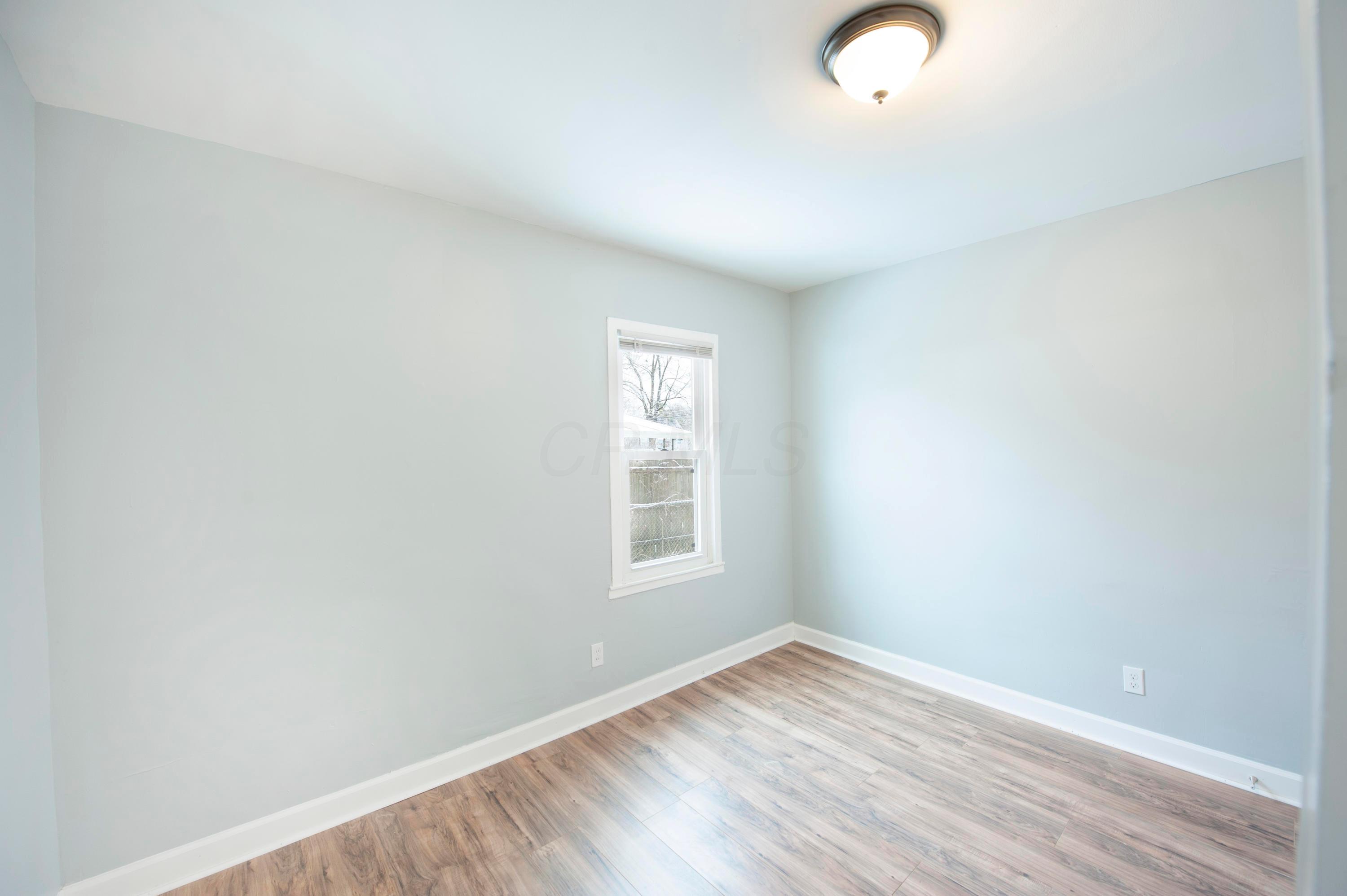 1827 Marston Road Columbus, OH 43219 - Photo 4 of 21 Gallery Image 4