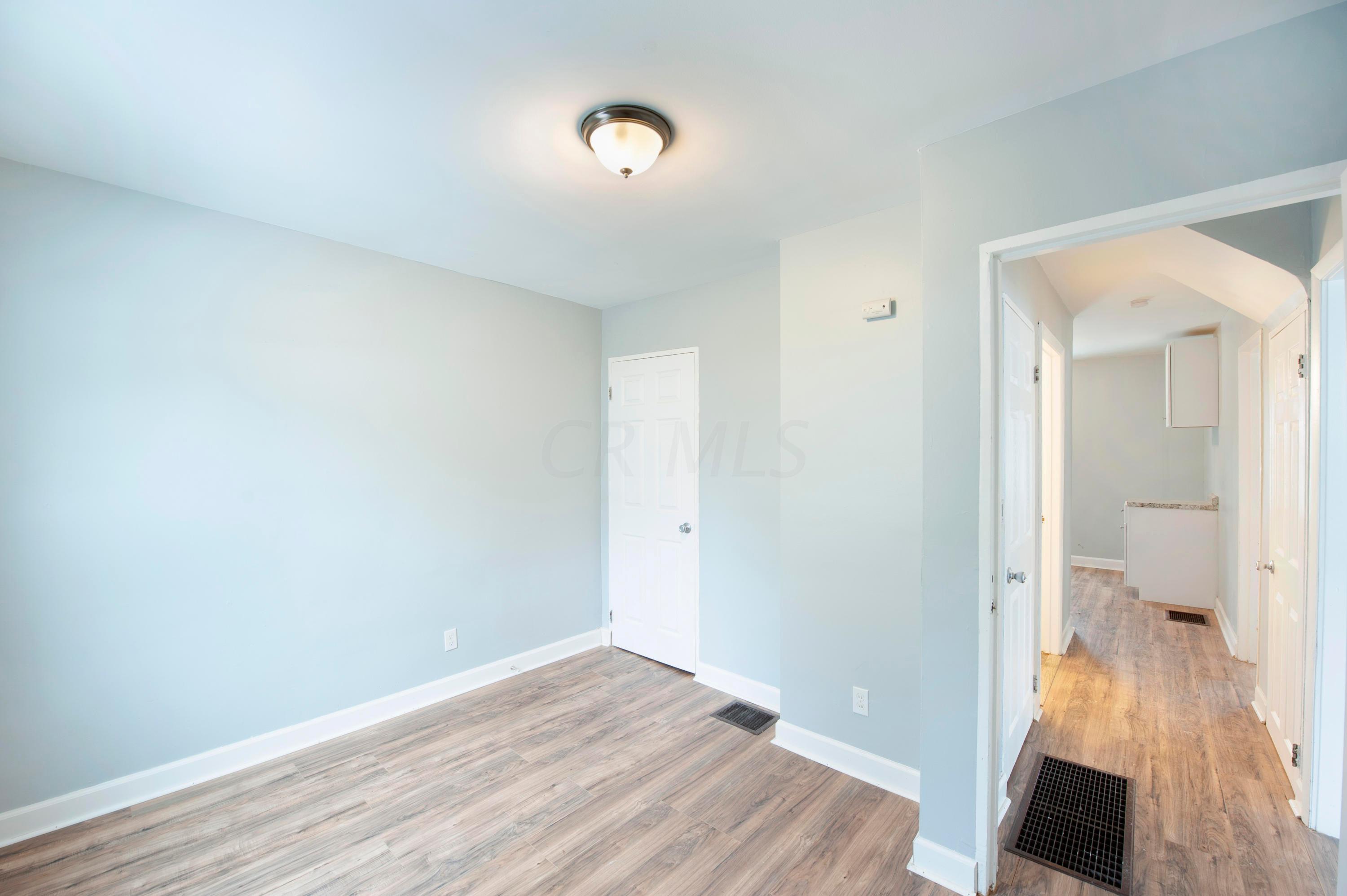 1827 Marston Road Columbus, OH 43219 - Photo 5 of 21 Gallery Image 5