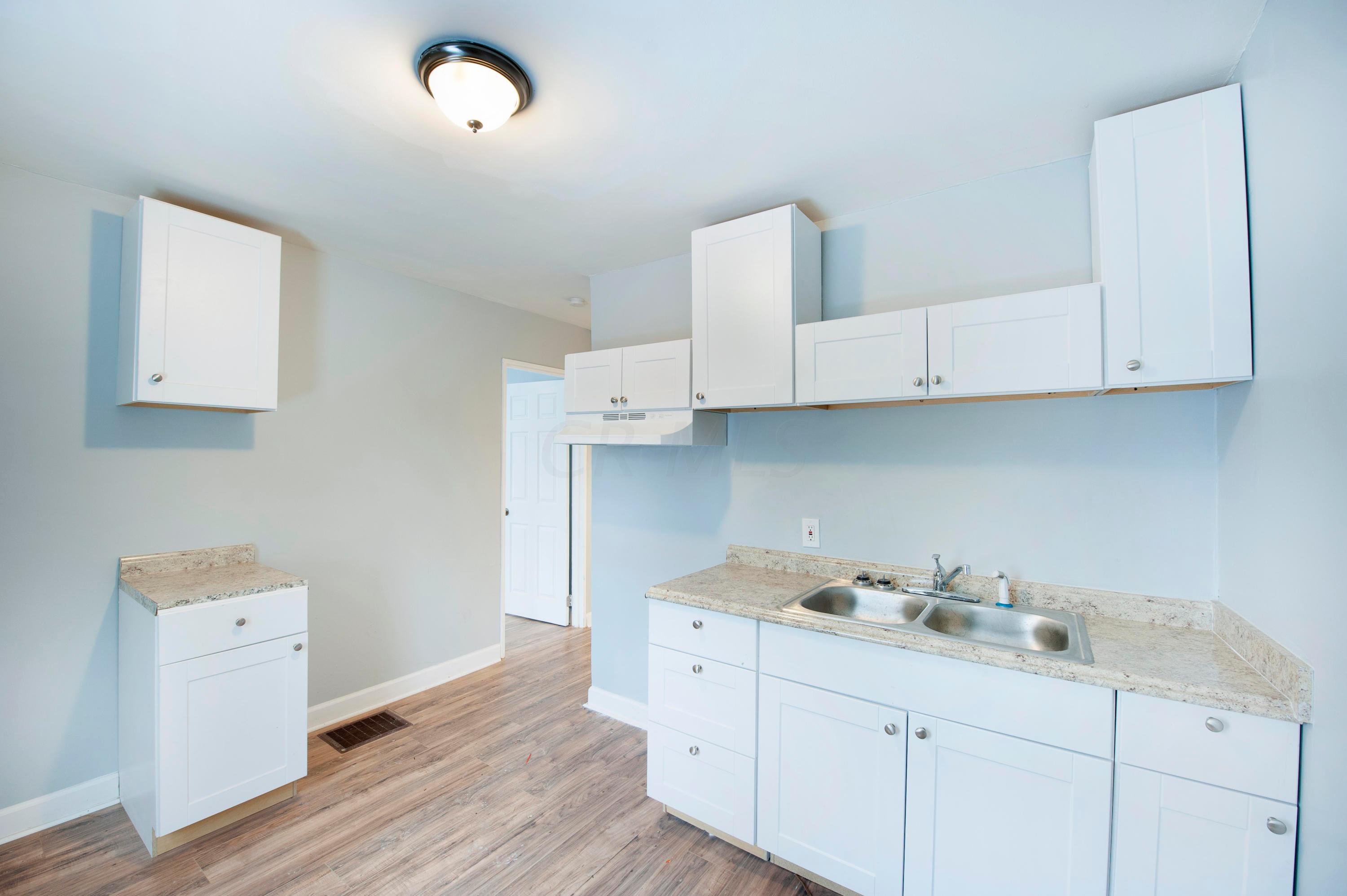 1827 Marston Road Columbus, OH 43219 - Photo 7 of 21 Gallery Image 7