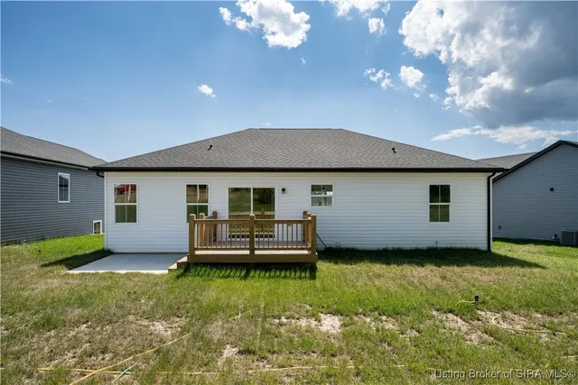 $364,900 | 2222 Pine Tree Lane, Memphis, IN 47143