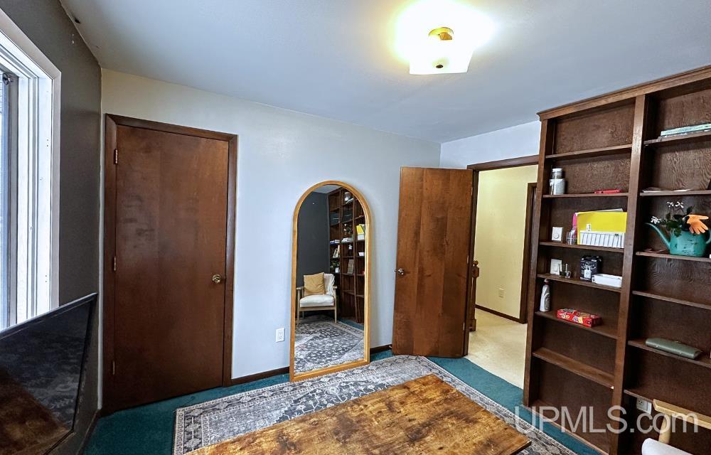 1041 Allouez Road Marquette, MI 49855 - Photo 26 of 38