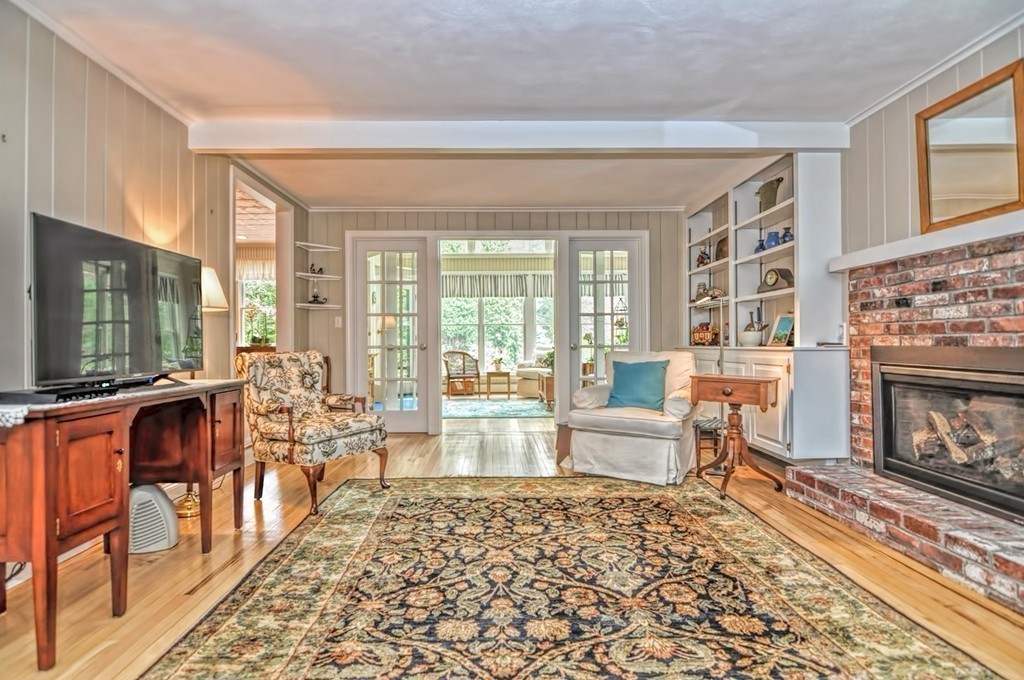 11 Stoney Brook Road Sherborn, MA 01770 - Photo 2 of 28 Gallery Image 2