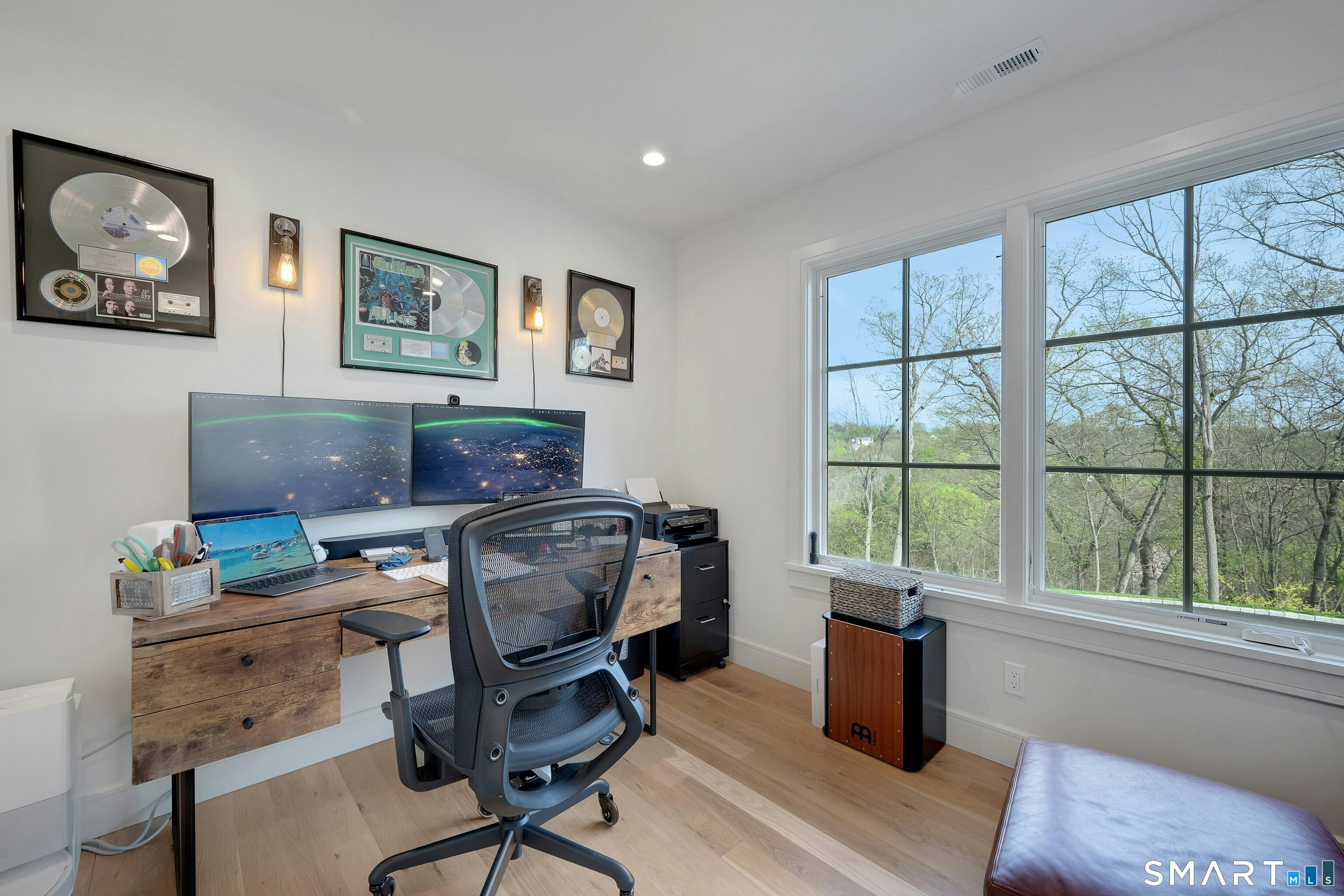 47 Ridge Street Greenwich, CT 06807 - Photo 9 of 21