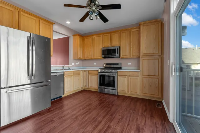 $245,000 | 5320 Cobblers Crossing, McHenry, IL 60050