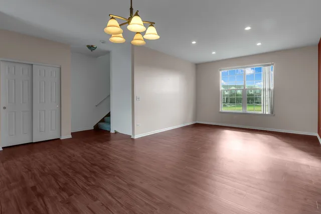 $245,000 | 5320 Cobblers Crossing, McHenry, IL 60050