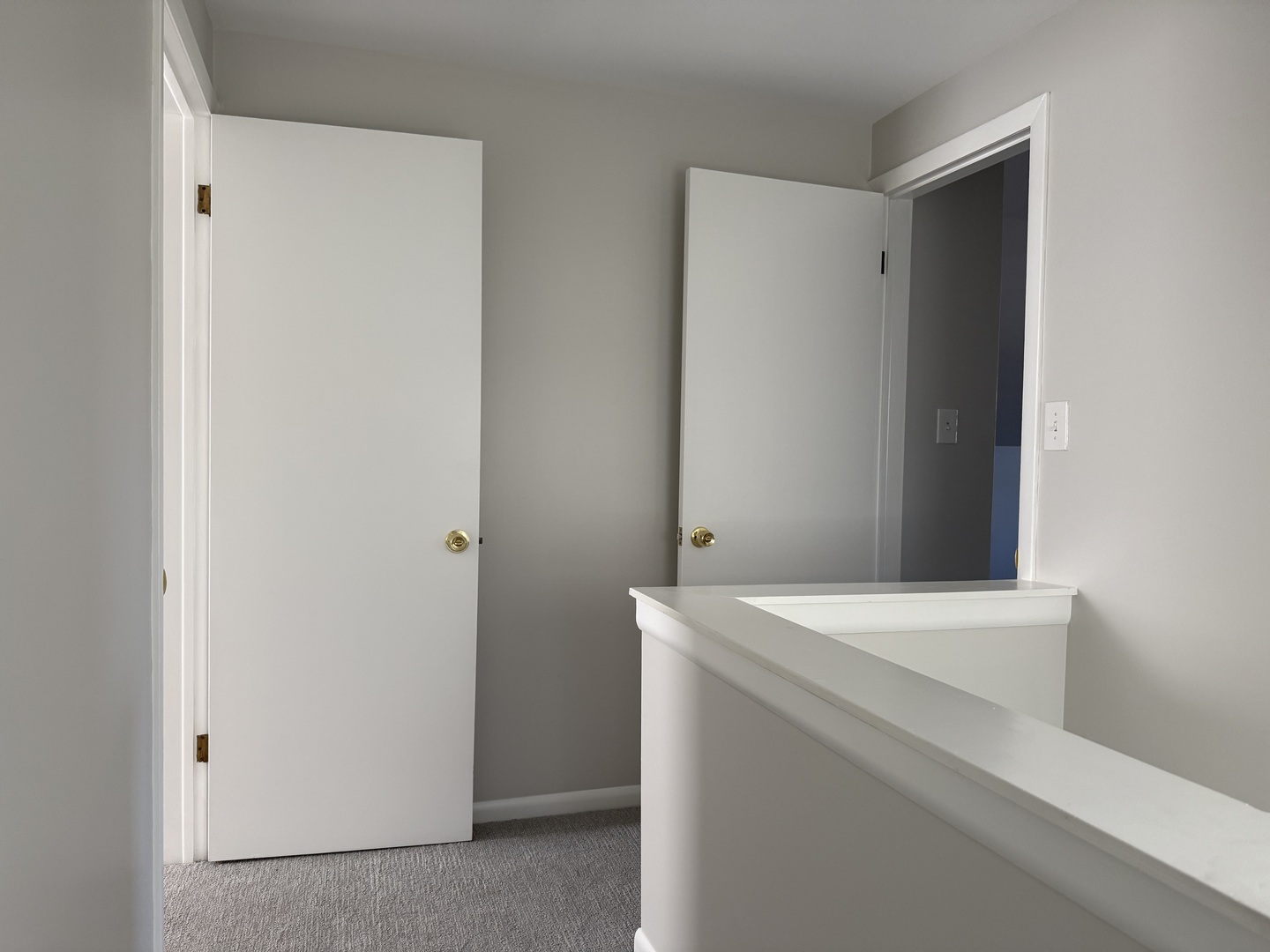 5850 South Neva Avenue Chicago, IL 60638 - Photo 14 of 17 a utility room with dryer and washer