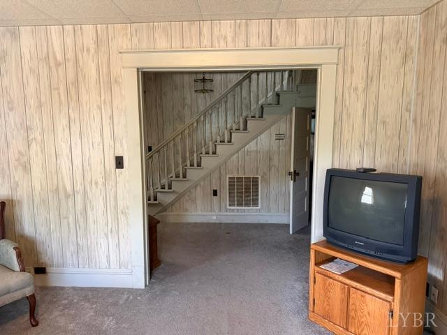 439 Midgett Farm Road Concord, VA 24538 - Photo 12 of 27 a view of an entryway with staircase