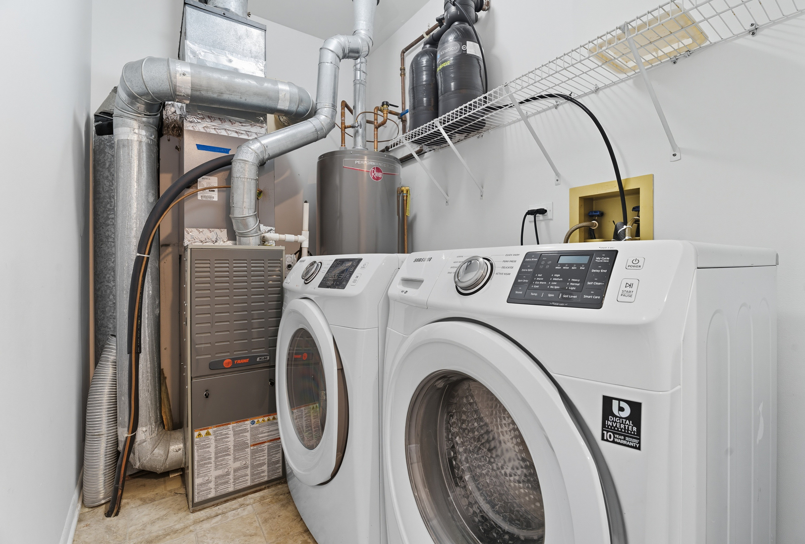 519 Woodcrest Drive, Unit 519 Mundelein, IL 60060 - Photo 18 of 21 a utility room with dryer and washer